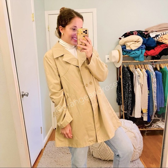 Vintage Jackets & Blazers - Vintage Sears Lightweight Trench Coat L